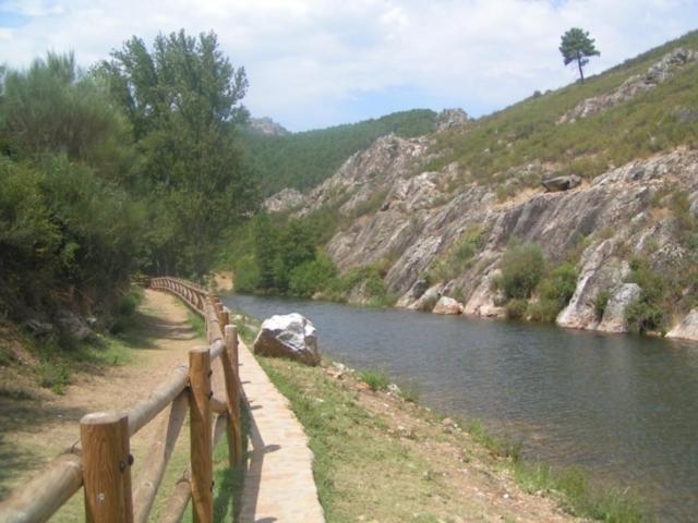 Apartamentos Rurales Candela Cañamero Zewnętrze zdjęcie